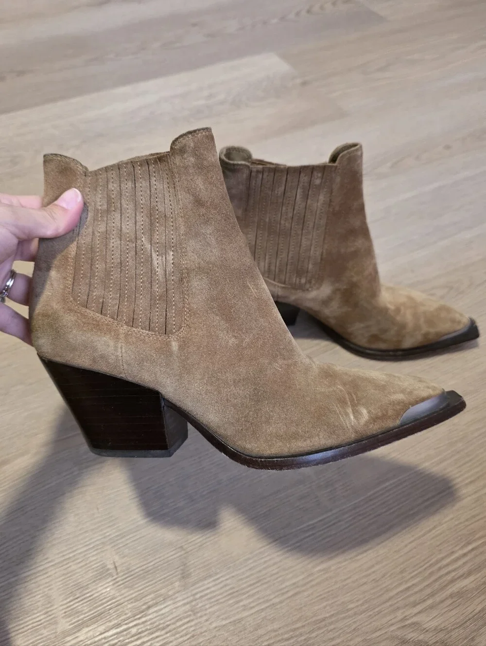 PAIGE | Lyra Pointed Toe Chelsea Boot Size 6